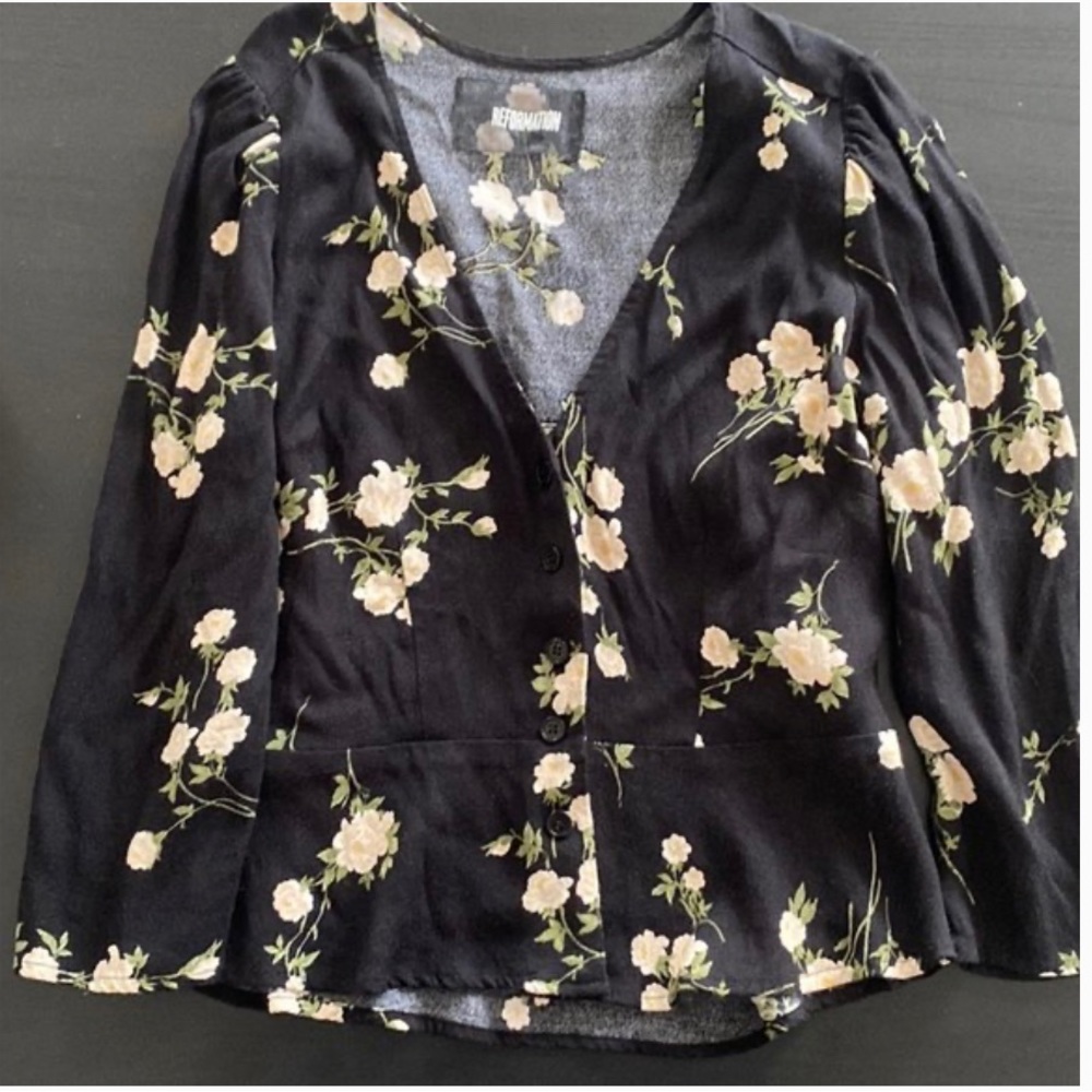 Reformation Benton Blouse - Picture 2 of 4